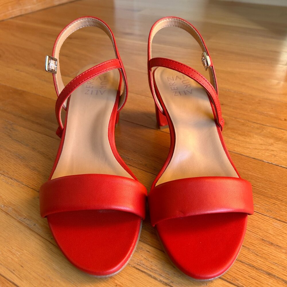 NEW Naturalizer Leather Block Heels 8